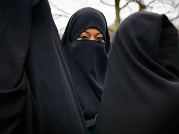 MUSLIM WOMEN BHATTA SUPRIM COURT