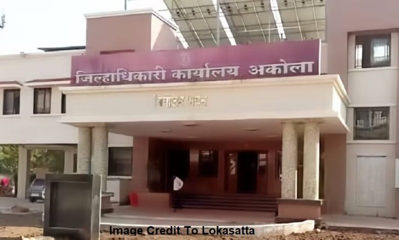 akola collector office