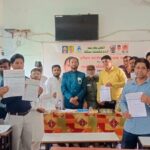 امراوتی میں اکھل بھارتیہ اردو شکشک سنگھ (ثانوی) کی ضلعی مجلسِ عاملہ کا اعلان! عقیل آفتاب کا ضلع صدر منتخب ،50 عہدیداران کو ساجد احمد کے ہاتھوں تقرری نامے کی تقسیم