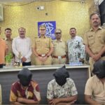 جلگاؤں: چاقو کے زور پر لوٹ مار کرنے والے چار عادی ملزمان دو گھنٹوں میں گرفتار؛جلگاؤں تعلقہ پولیس کی برق رفتار کارروائی، نقد رقم لوٹ کر فرار ہونے والے ملزمان قانون کے شکنجے میں