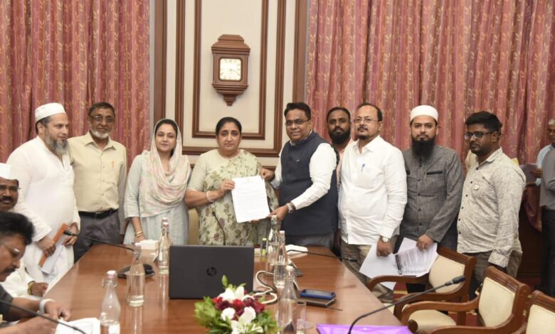 raees ahmed and farid khan with sunetra pawar ncp